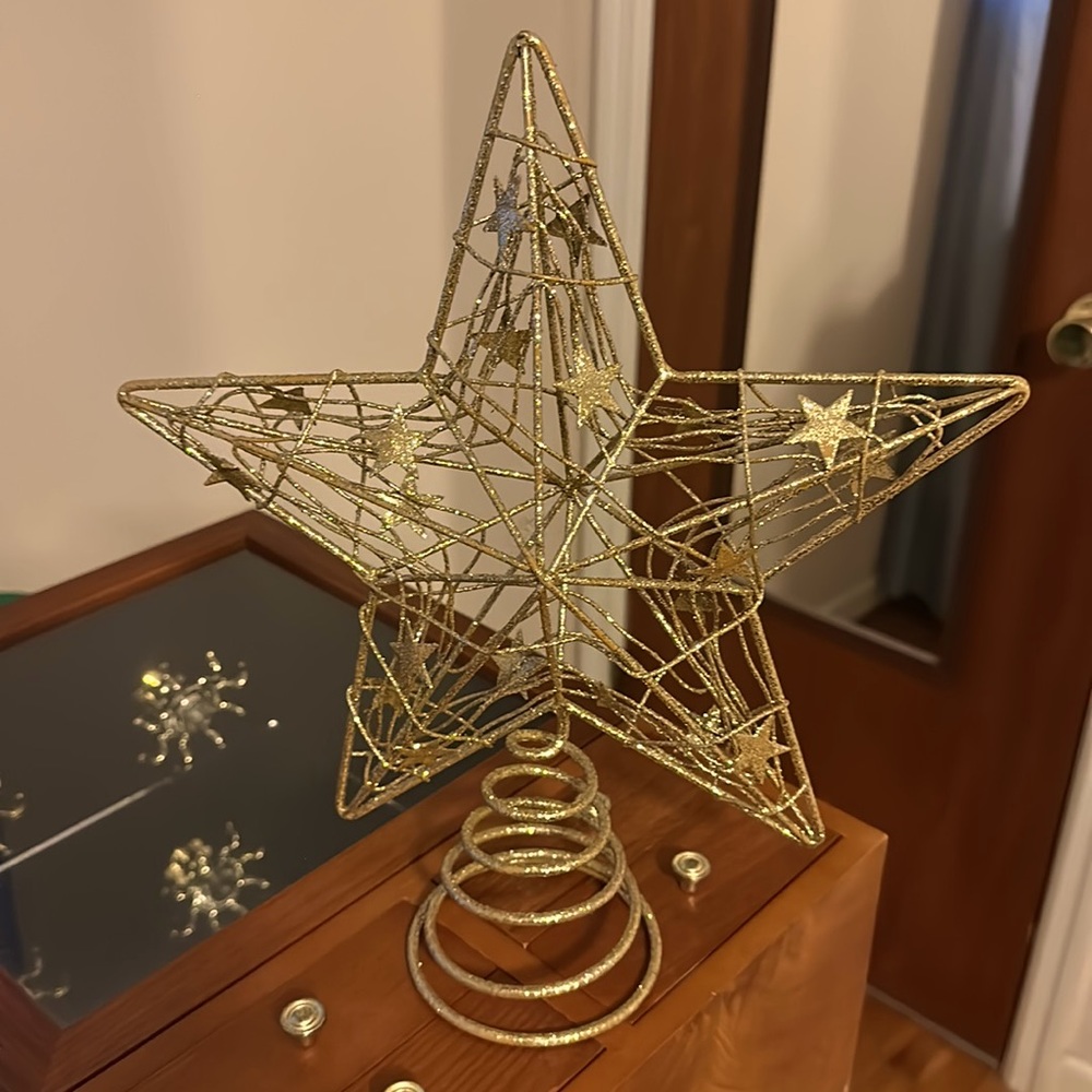 Gold Star Glitter Metal Christmas Tree Topper 12 inches tall 11 inches wide